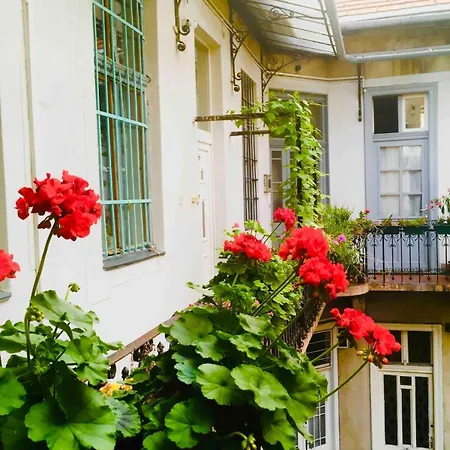 Appartement Unique And Stylish Downtown Budapest