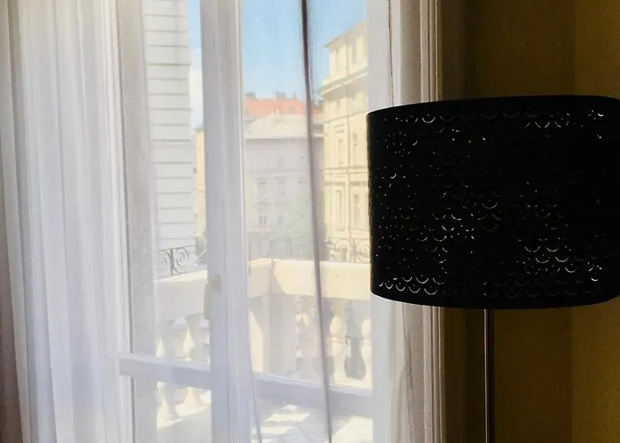 Apartament Unique And Stylish Downtown *