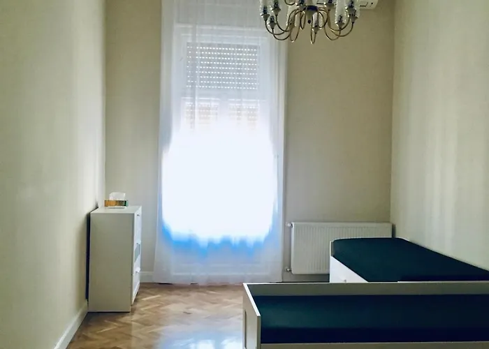 Unique And Stylish Downtown Apartmán *